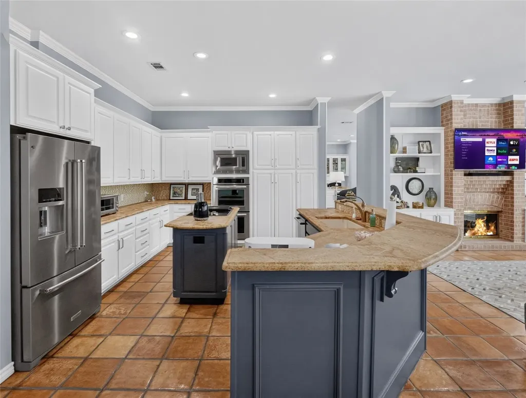 2606 Torrey Pines Drive Fort Worth TX 76109