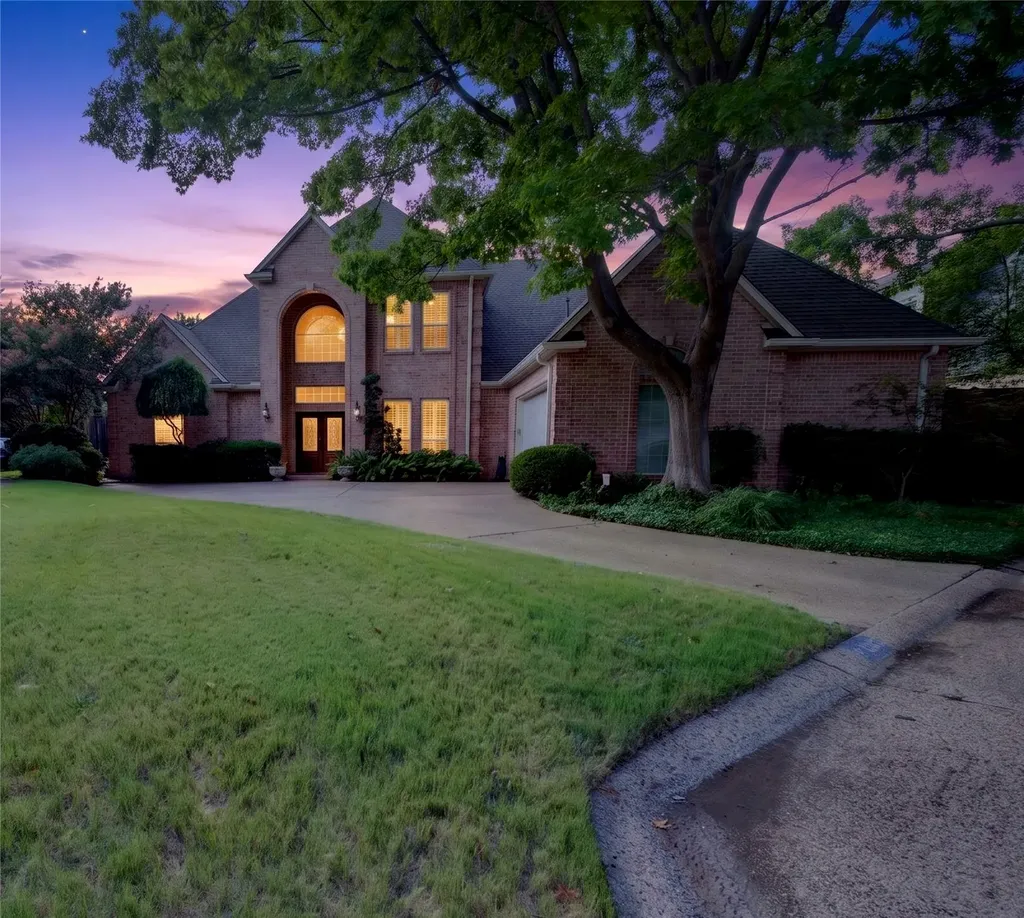 2606 Torrey Pines Drive Fort Worth TX 76109