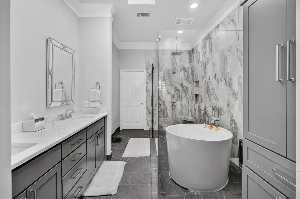 2606 Torrey Pines Drive Fort Worth TX 76109