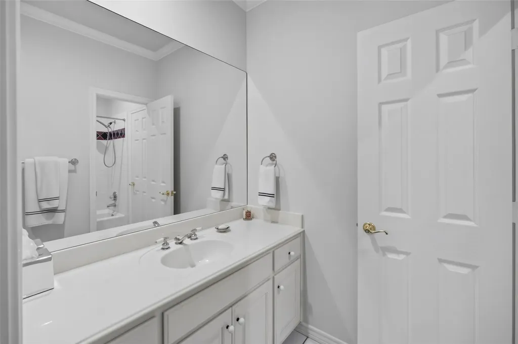 2606 Torrey Pines Drive Fort Worth TX 76109