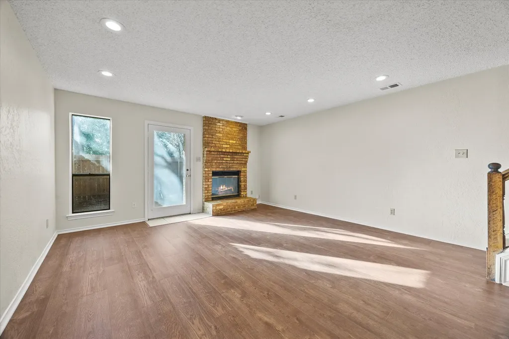408 S Fannin Street Rockwall TX 75087