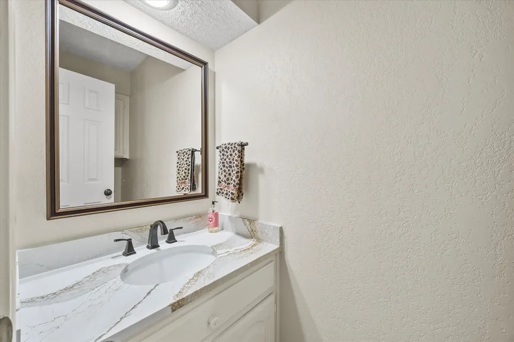 408 S Fannin Street Rockwall TX 75087