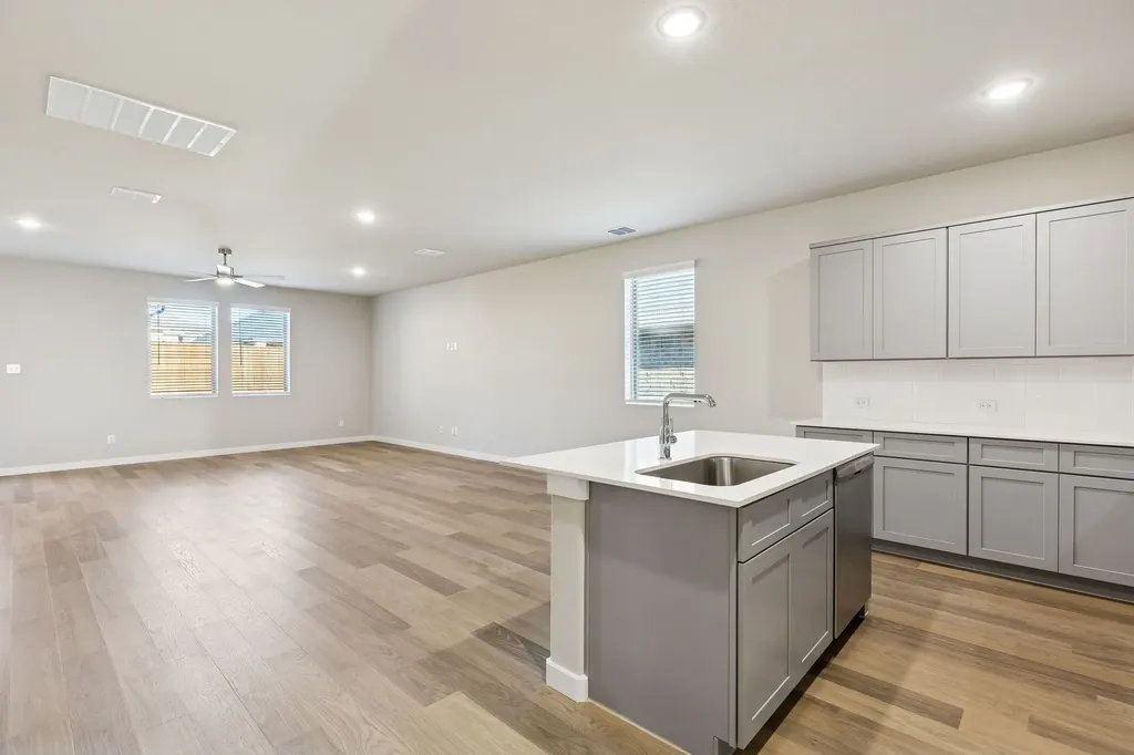 2233 Magenta Lane Aubrey TX 76227