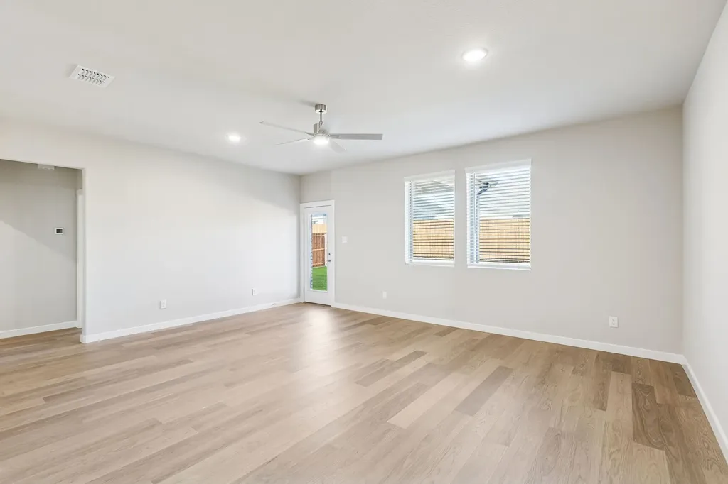 2233 Magenta Lane Aubrey TX 76227