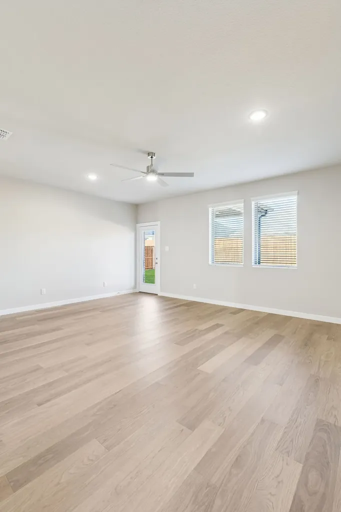 2233 Magenta Lane Aubrey TX 76227
