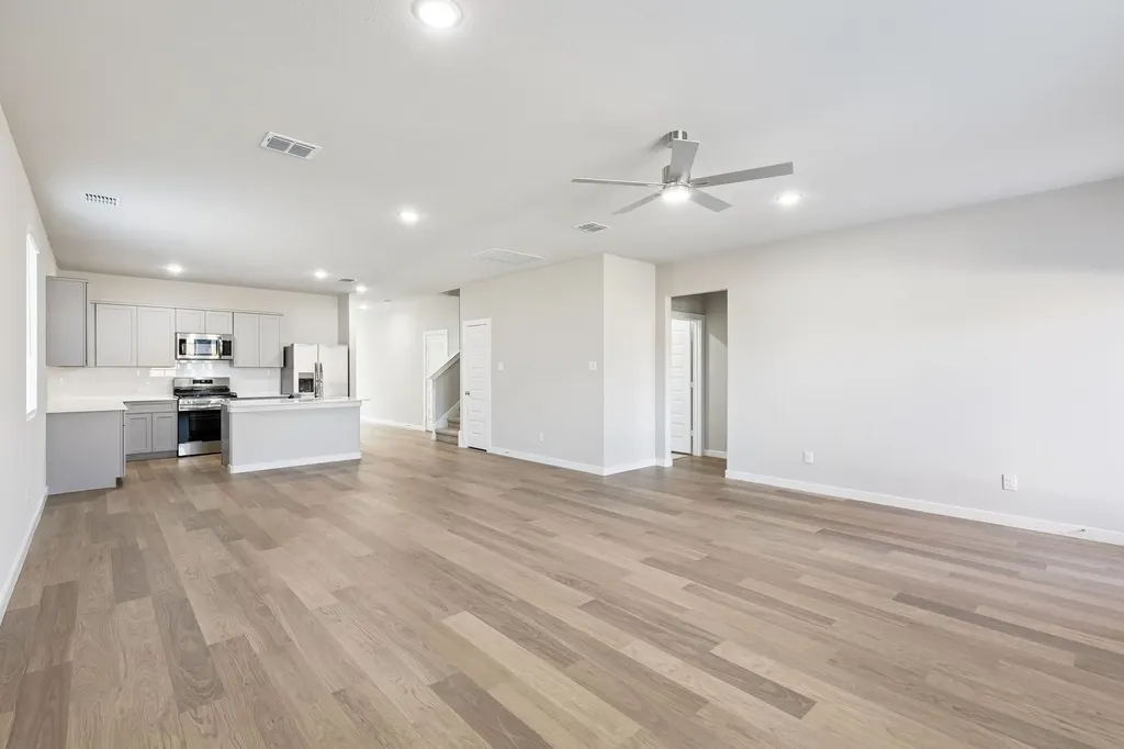 2233 Magenta Lane Aubrey TX 76227