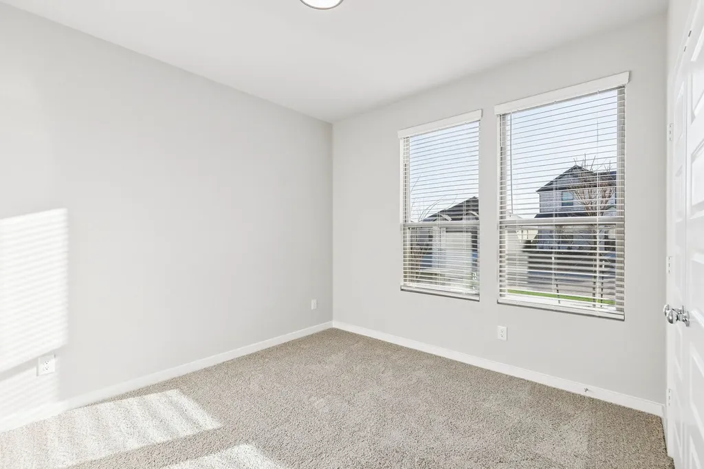 2233 Magenta Lane Aubrey TX 76227