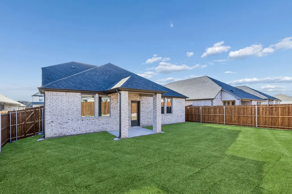 2233 Magenta Lane Aubrey TX 76227