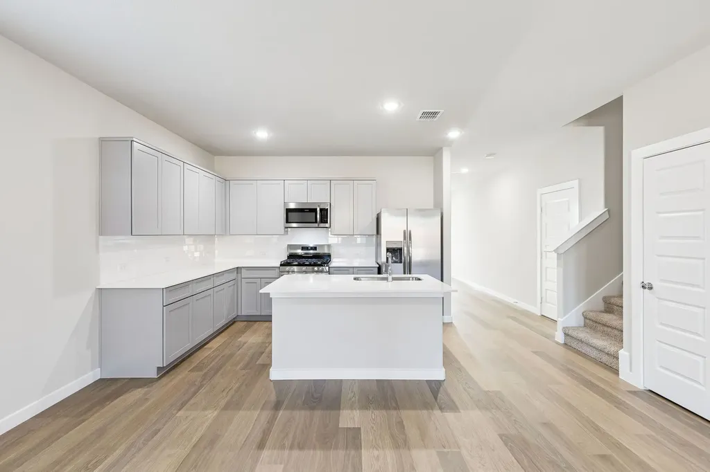 2233 Magenta Lane Aubrey TX 76227