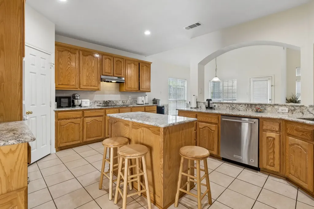 717 Morningside Trail Murphy TX 75094