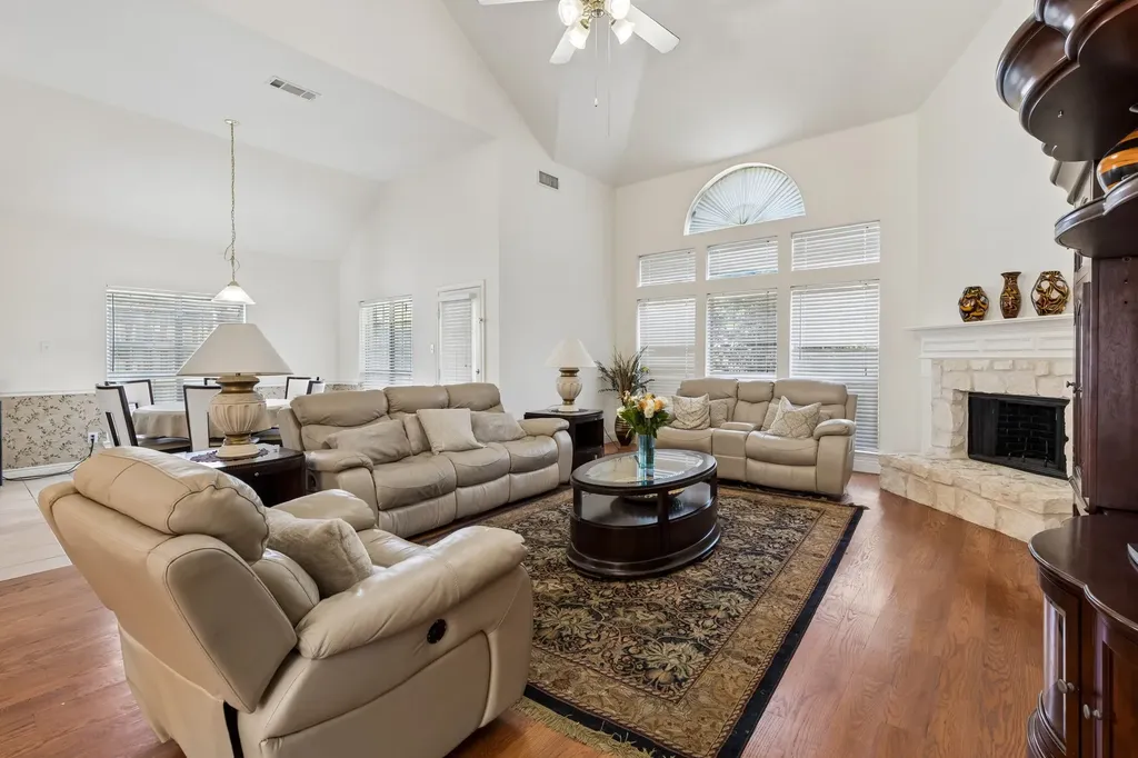 717 Morningside Trail Murphy TX 75094