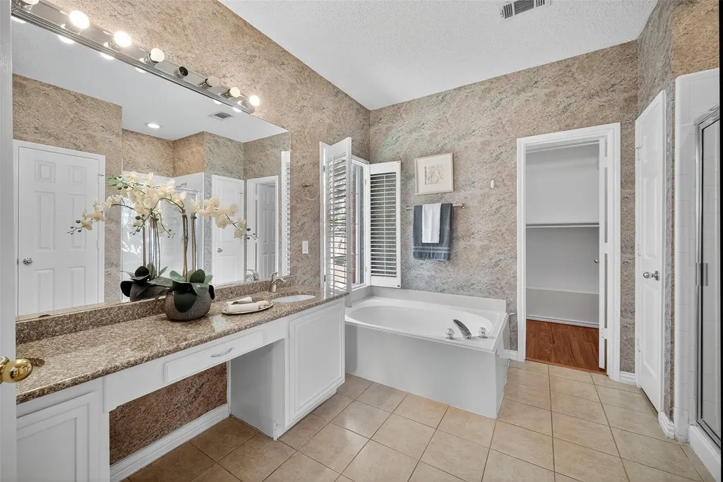 4729 Bull Run Drive Plano TX 75093