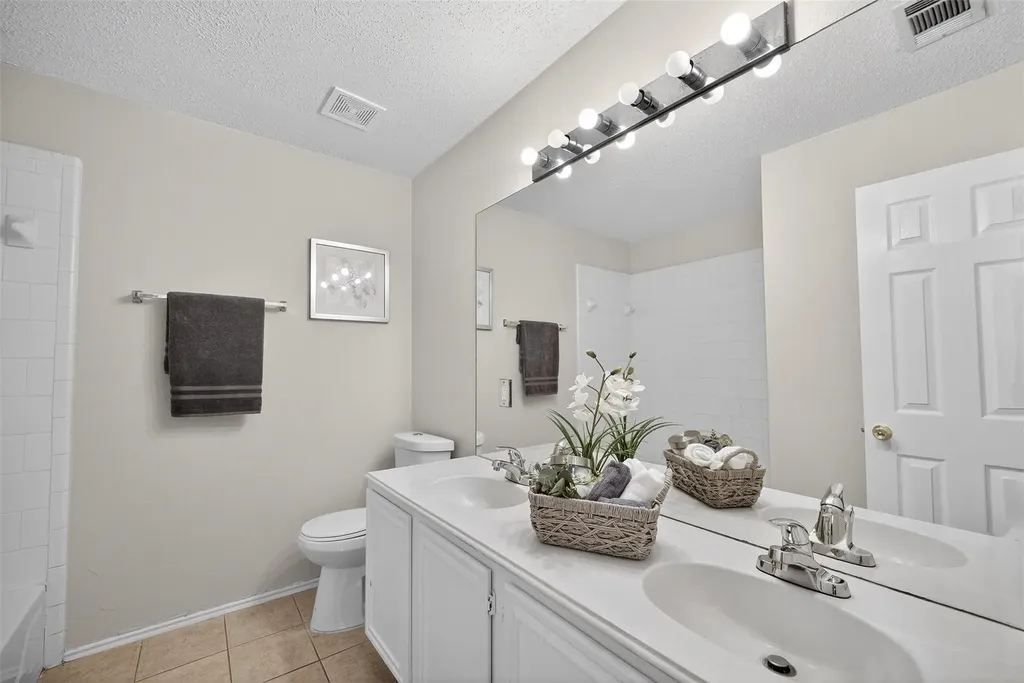 4729 Bull Run Drive Plano TX 75093