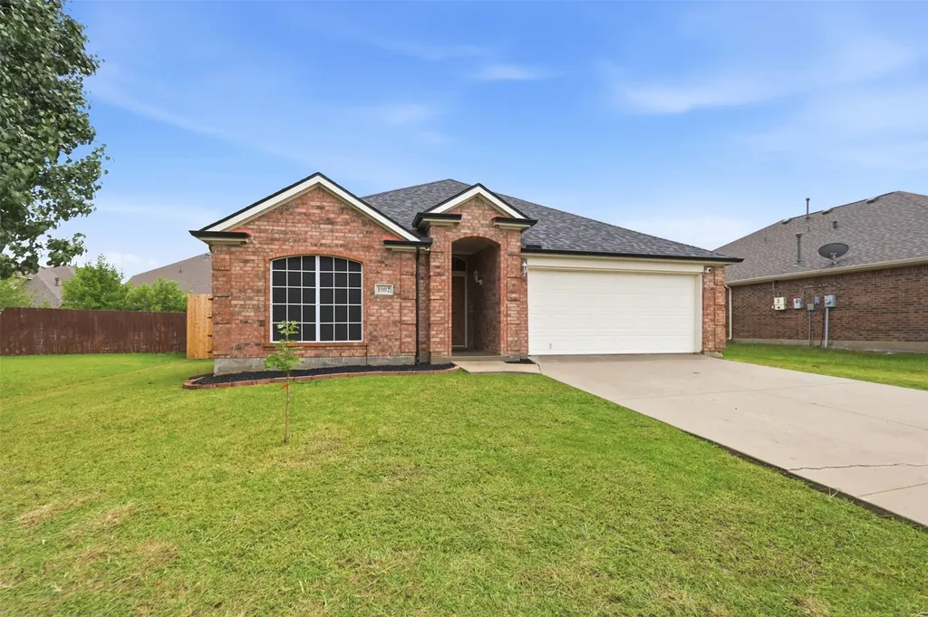 1002 Zachary Drive Arlington TX 76002