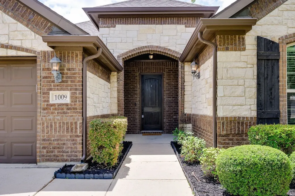 1009 Copperleaf Drive Mansfield TX 76063