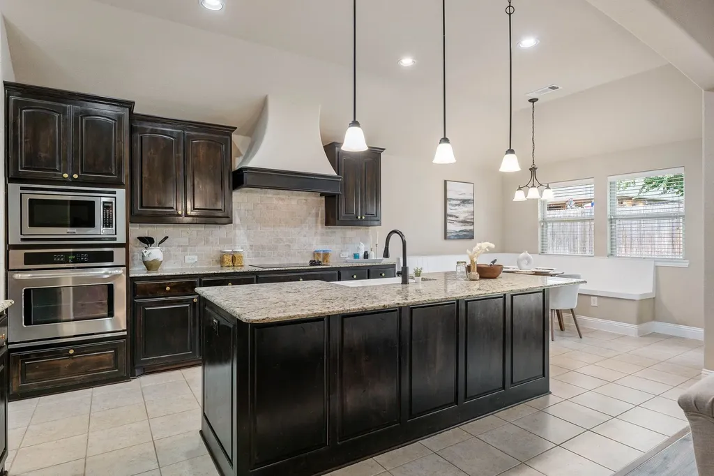 1009 Copperleaf Drive Mansfield TX 76063