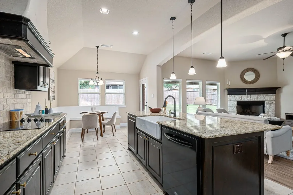 1009 Copperleaf Drive Mansfield TX 76063
