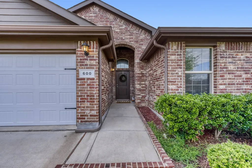 600 Stanmire Lake Trail Fort Worth TX 76120