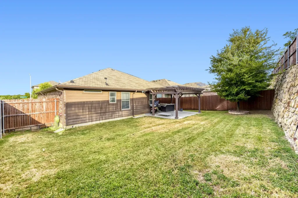 600 Stanmire Lake Trail Fort Worth TX 76120
