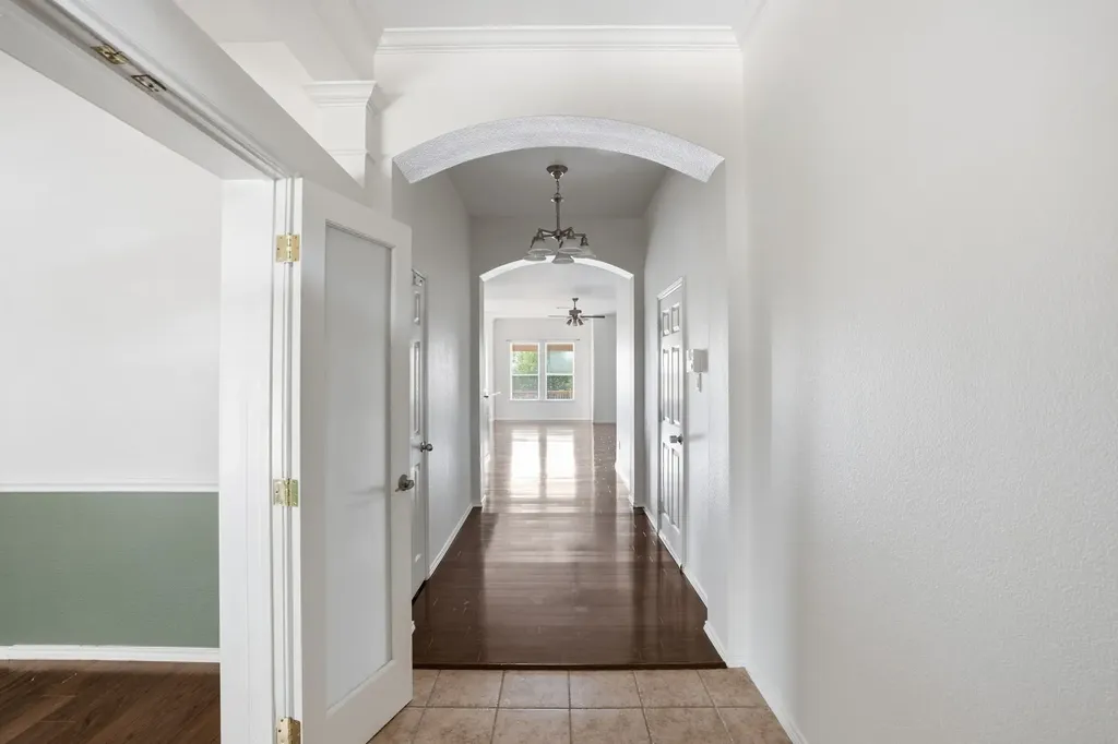 2665 Gardendale Drive Fort Worth TX 76120