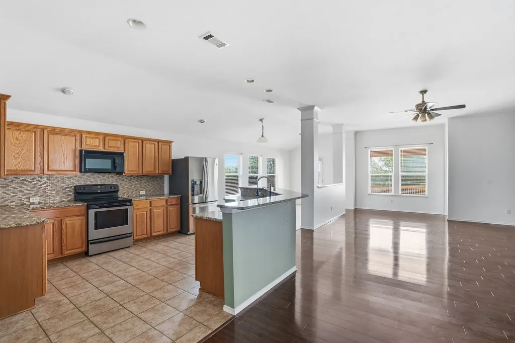 2665 Gardendale Drive Fort Worth TX 76120