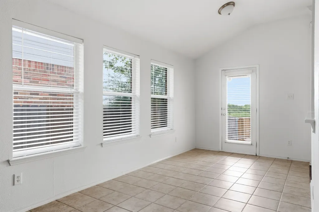 2665 Gardendale Drive Fort Worth TX 76120