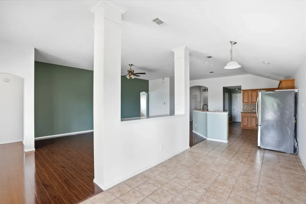 2665 Gardendale Drive Fort Worth TX 76120