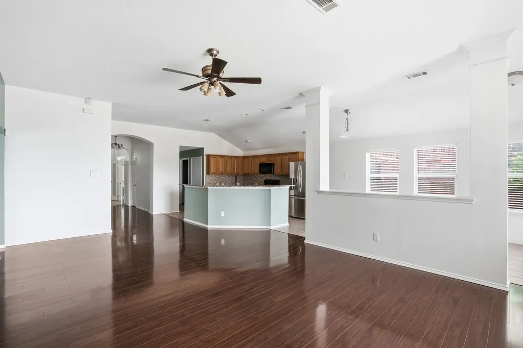 2665 Gardendale Drive Fort Worth TX 76120