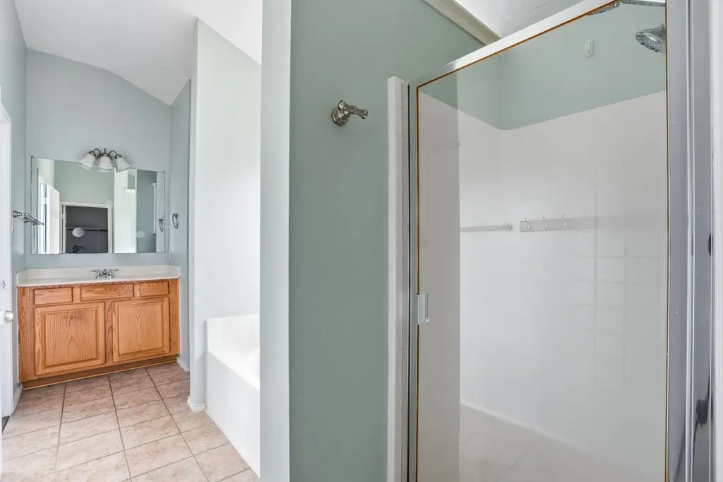 2665 Gardendale Drive Fort Worth TX 76120