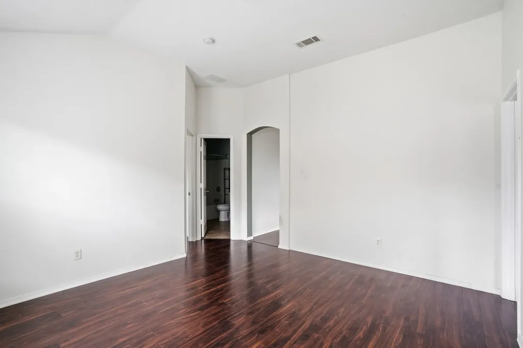 2665 Gardendale Drive Fort Worth TX 76120