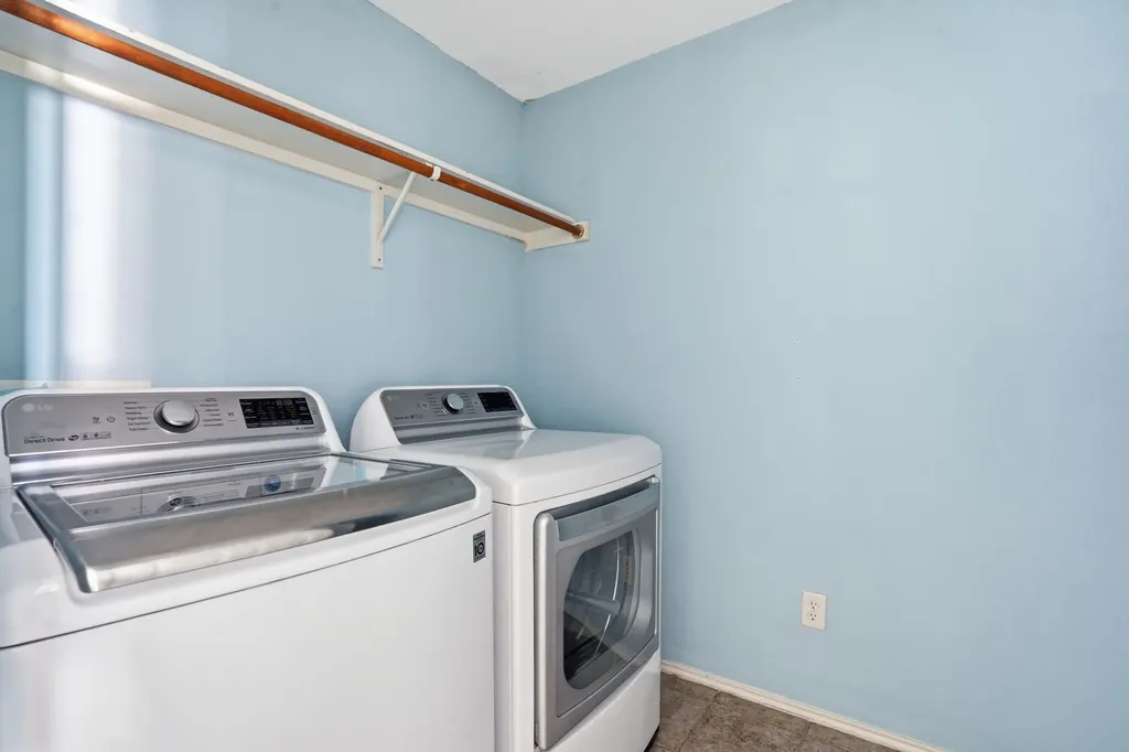 2665 Gardendale Drive Fort Worth TX 76120