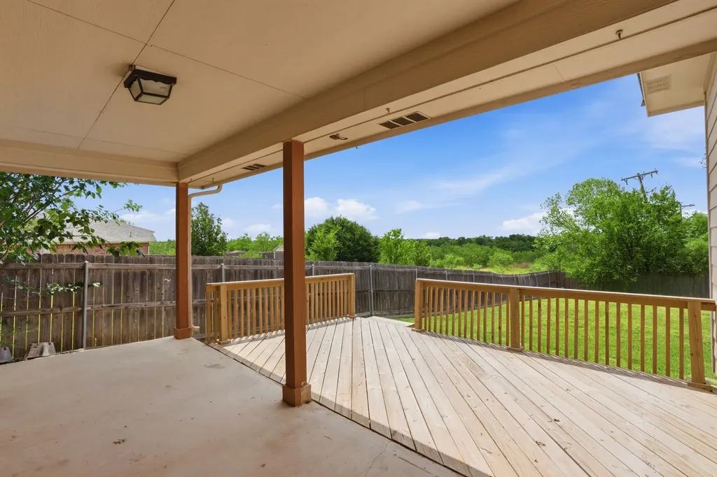 2665 Gardendale Drive Fort Worth TX 76120