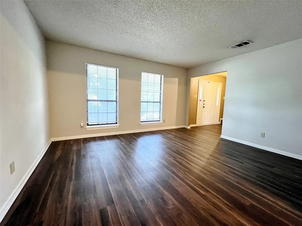 2019 Longmeadow Court Denton TX 76209