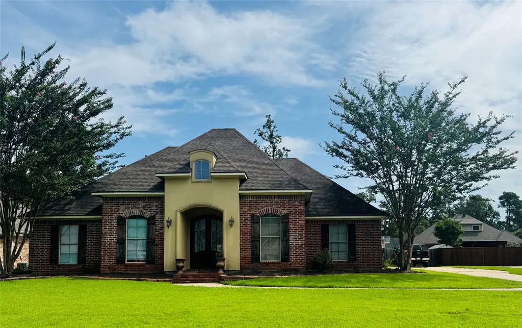 1761 Turning Leaf Trail Haughton LA 71037