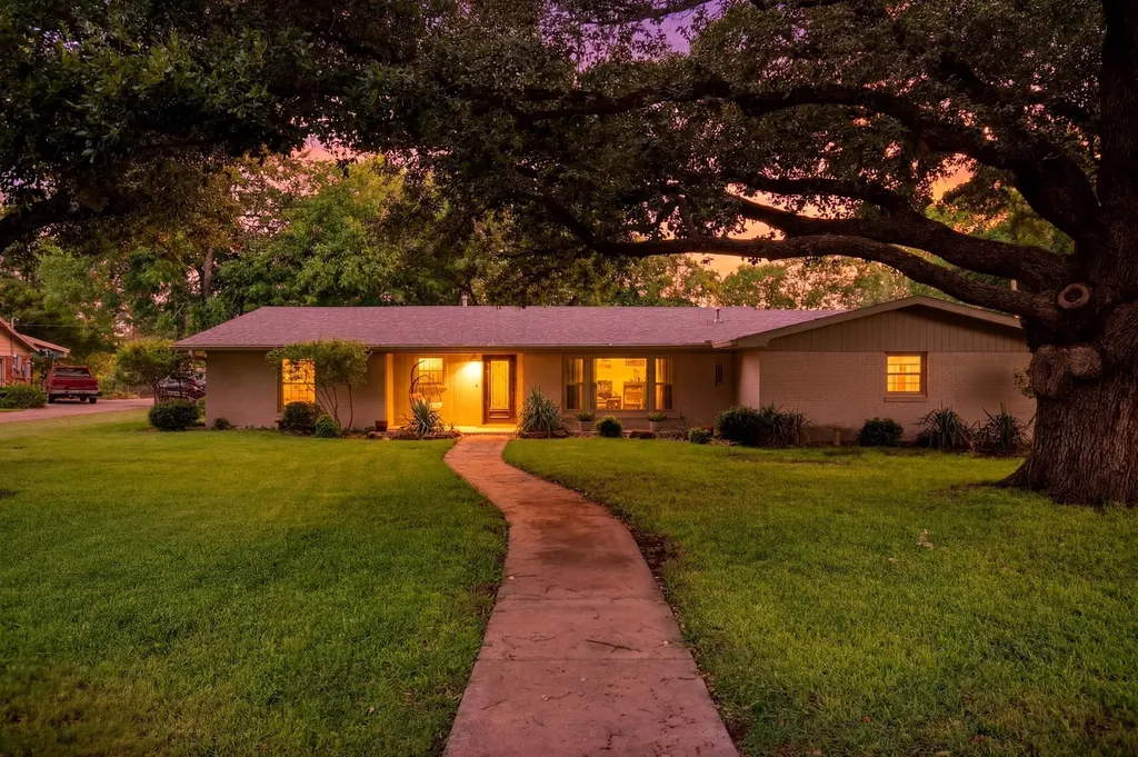 1926 Willow Drive Abilene TX 79602