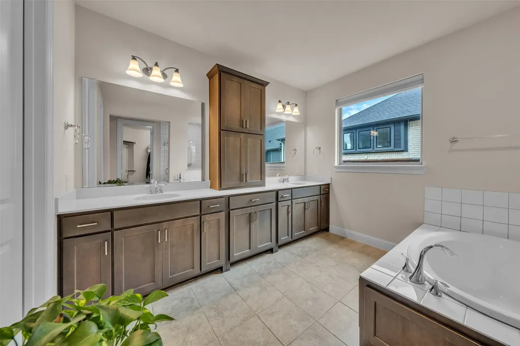 2103 Horizon Drive Mansfield TX 76063