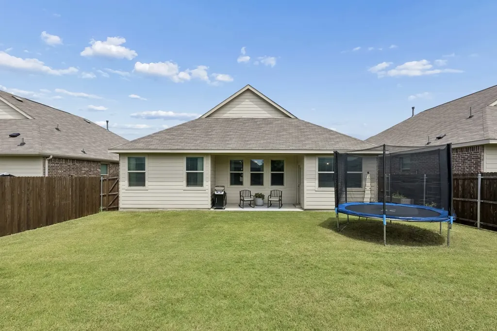 8120 Lindheimer Lane Mckinney TX 75071