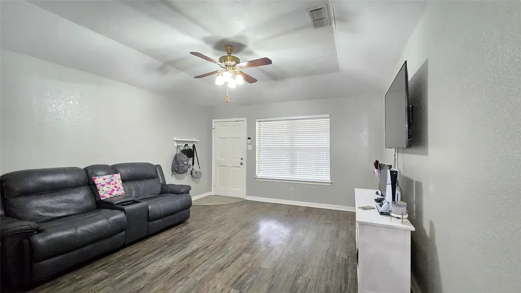 109 Garvin Way Midlothian TX 76065