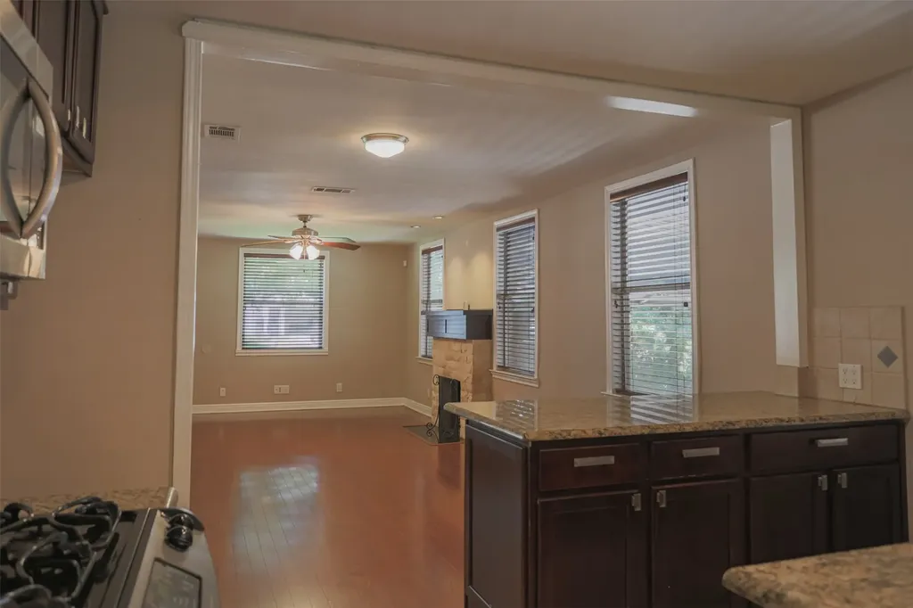 2517 Littlepage Street Fort Worth TX 76107