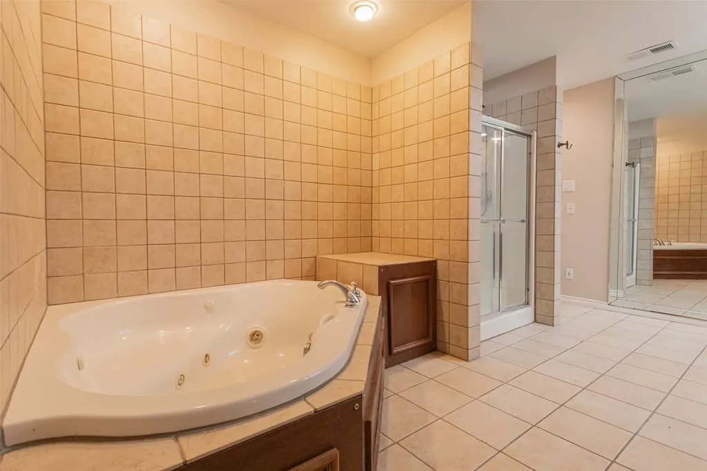 2517 Littlepage Street Fort Worth TX 76107
