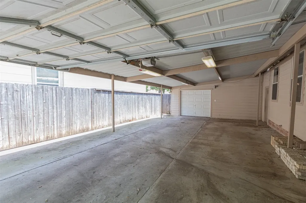 2517 Littlepage Street Fort Worth TX 76107