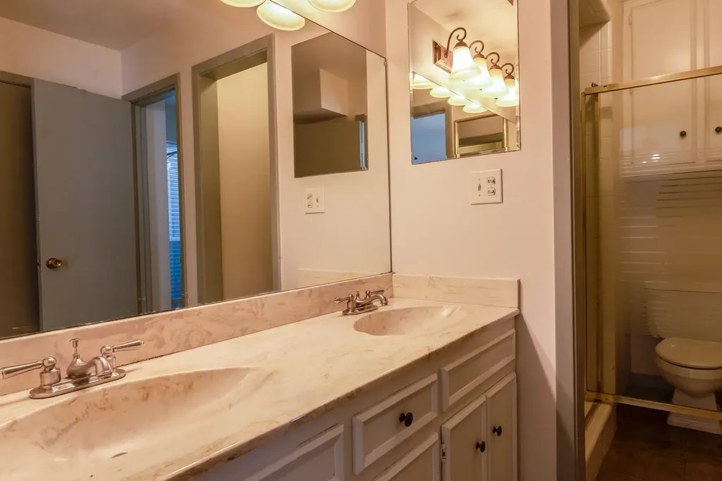 2405 Ridgewood Drive Plano TX 75074