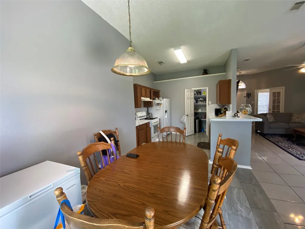 8410 Holland Avenue Rowlett TX 75089