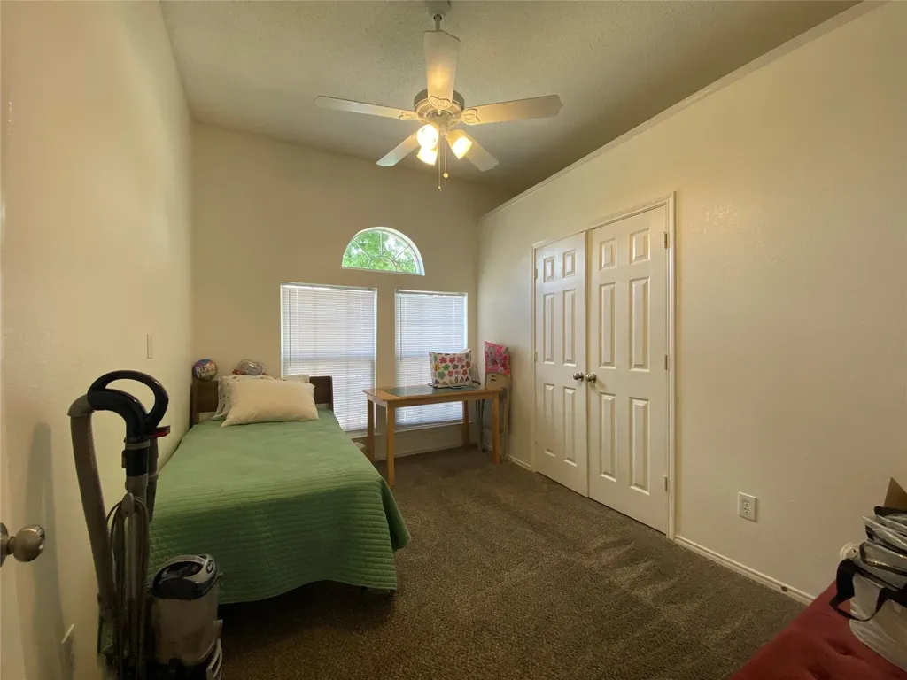8410 Holland Avenue Rowlett TX 75089
