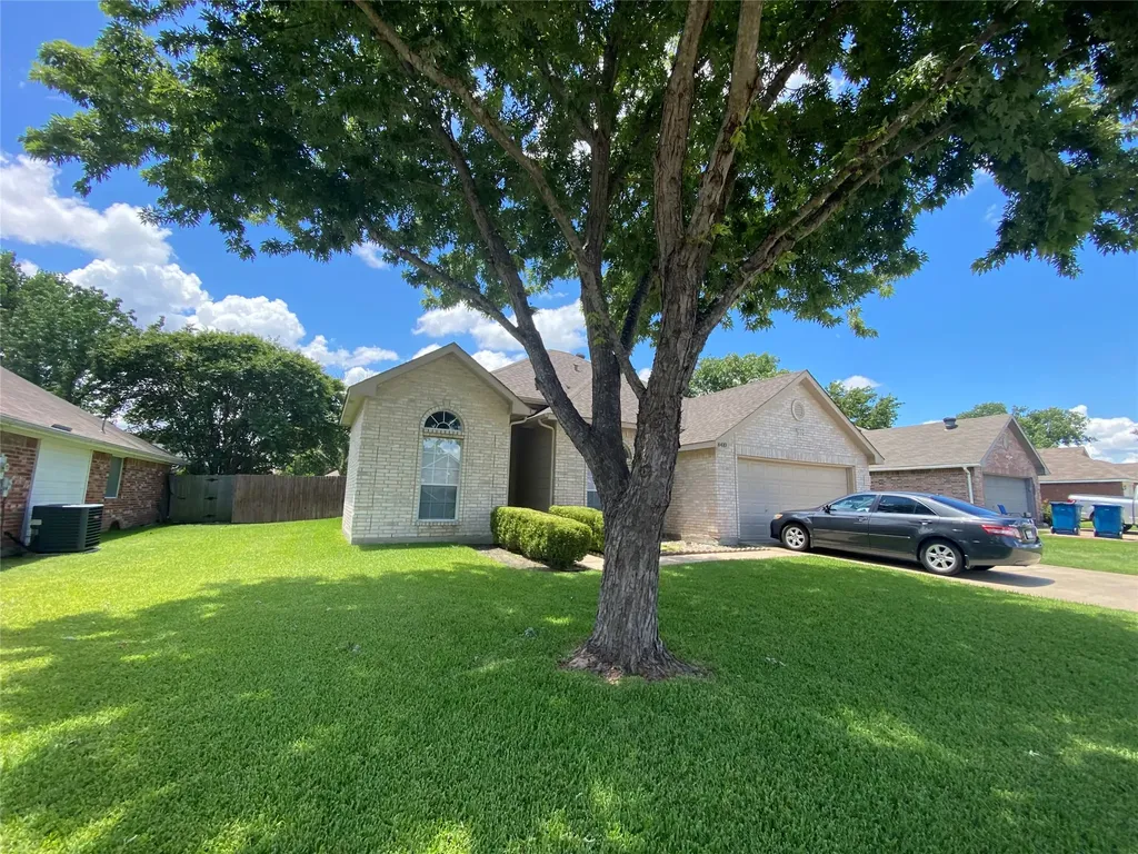 8410 Holland Avenue Rowlett TX 75089