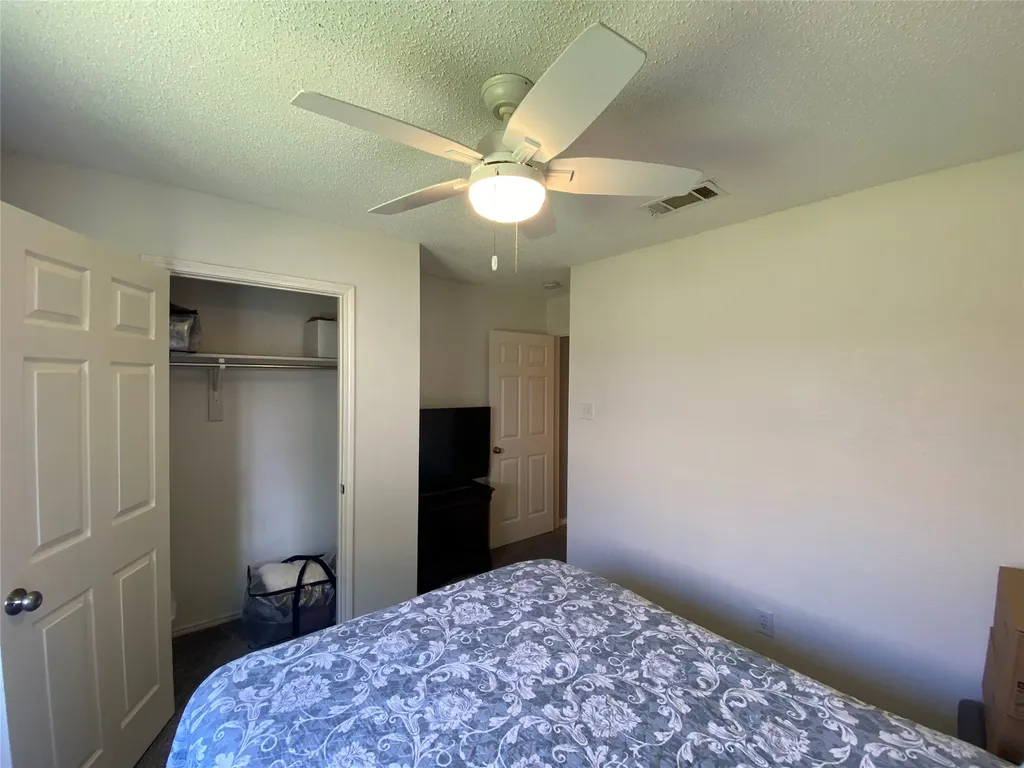 8410 Holland Avenue Rowlett TX 75089