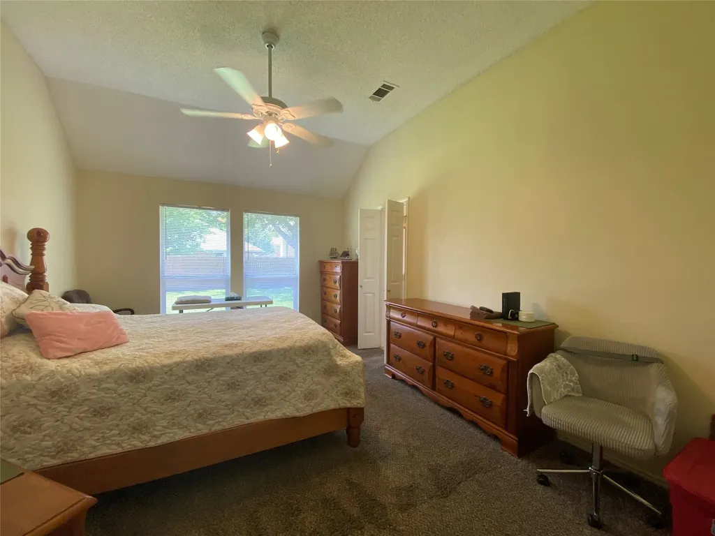 8410 Holland Avenue Rowlett TX 75089