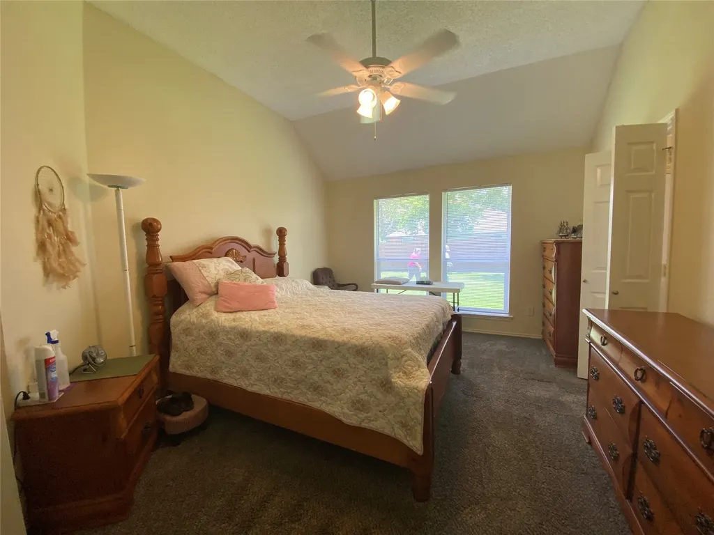 8410 Holland Avenue Rowlett TX 75089
