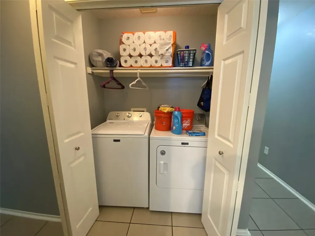 8410 Holland Avenue Rowlett TX 75089