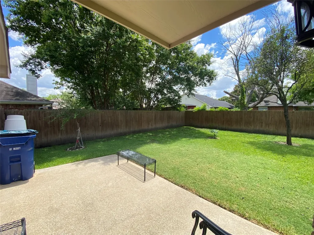 8410 Holland Avenue Rowlett TX 75089